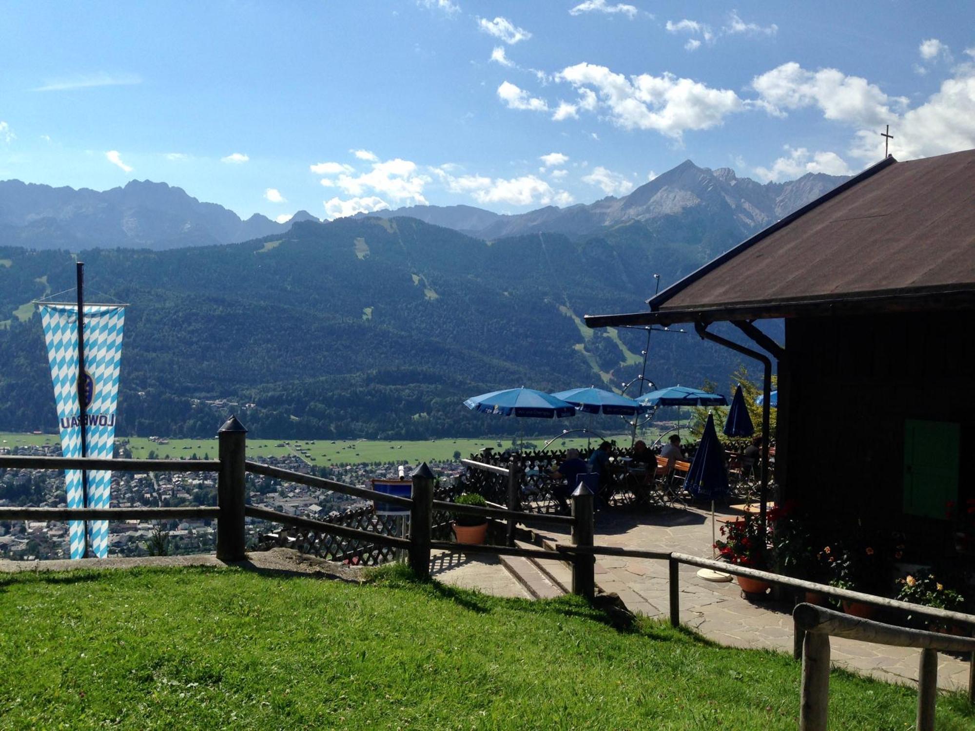 Bayern Resort Hotel - Adults Only - Mit Zugspitzblick - Eibsee-Naehe - Wellnessbereich - Naturpool Im Sommer ไกรน์เนา ภายนอก รูปภาพ