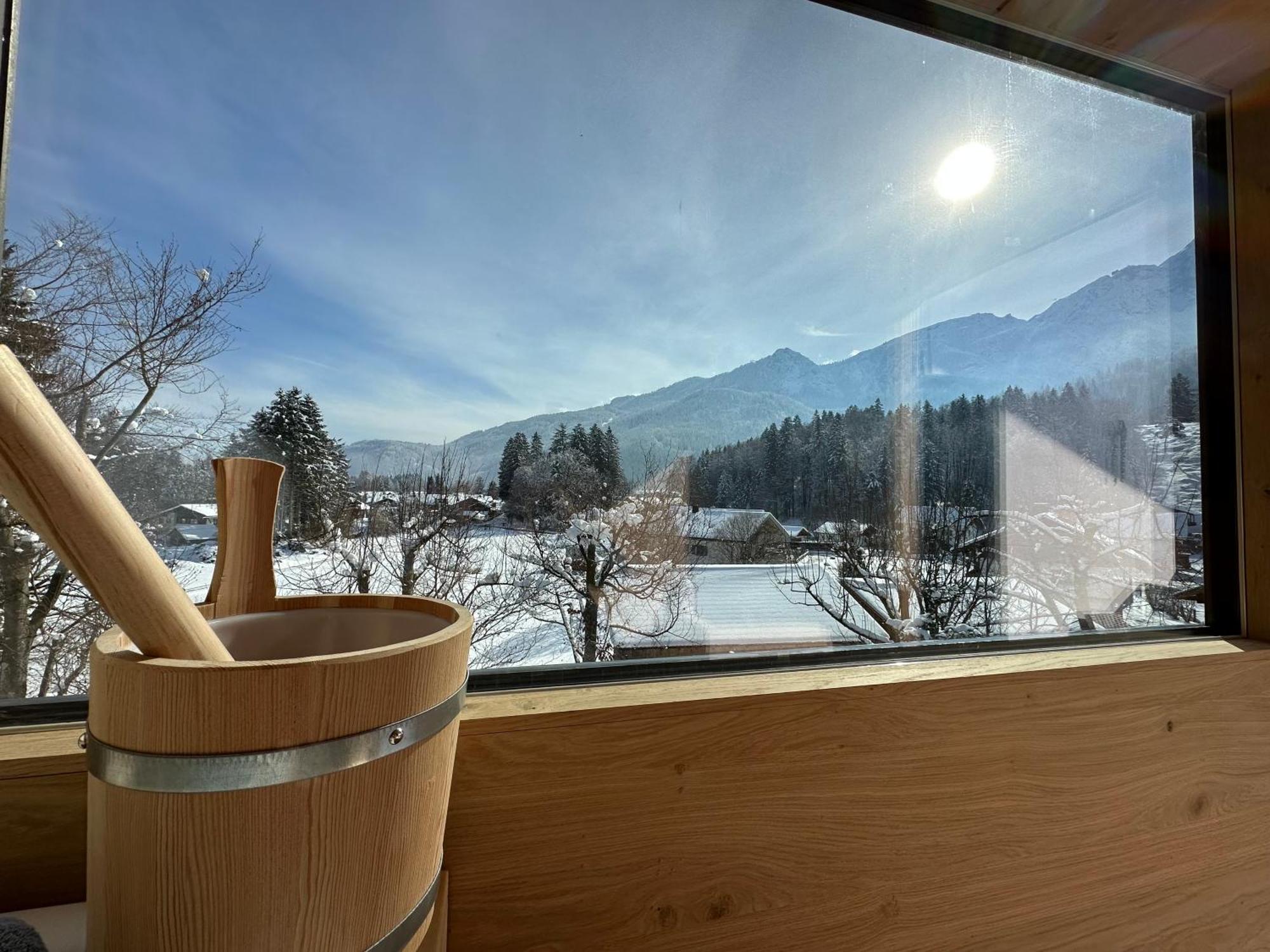 Bayern Resort Hotel - Adults Only - Mit Zugspitzblick - Eibsee-Naehe - Wellnessbereich - Naturpool Im Sommer ไกรน์เนา ภายนอก รูปภาพ