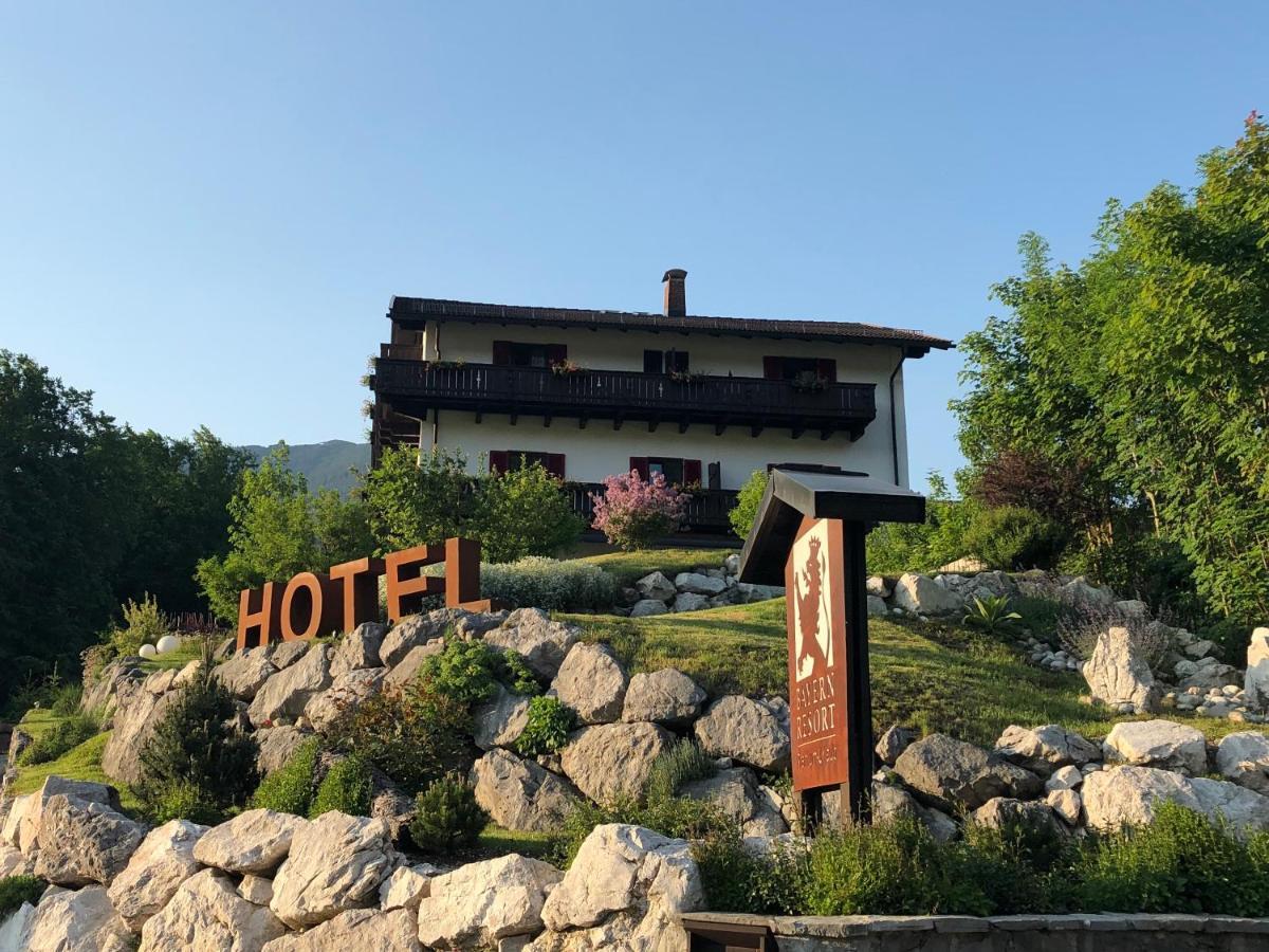 Bayern Resort Hotel - Adults Only - Mit Zugspitzblick - Eibsee-Naehe - Wellnessbereich - Naturpool Im Sommer ไกรน์เนา ภายนอก รูปภาพ