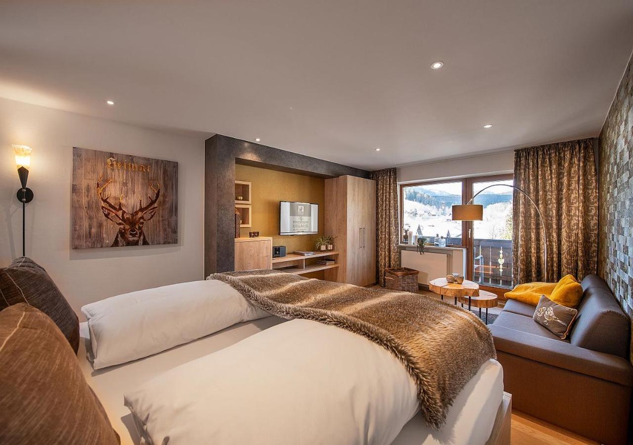 Bayern Resort Hotel - Adults Only - Mit Zugspitzblick - Eibsee-Naehe - Wellnessbereich - Naturpool Im Sommer ไกรน์เนา ภายนอก รูปภาพ
